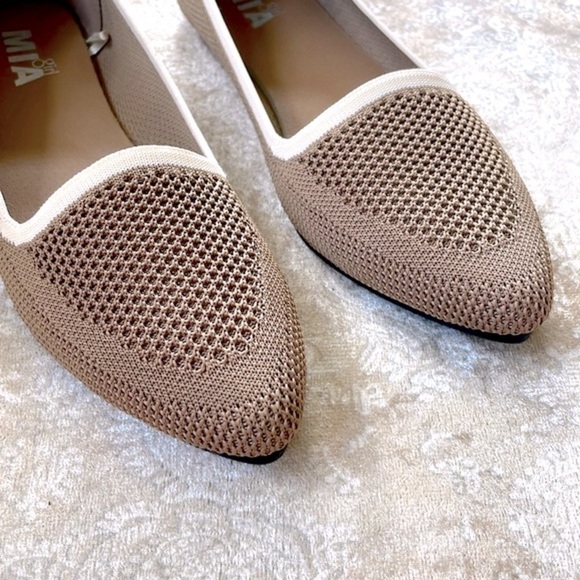 Brand New Mia Girl Woven Stretch Neutral Slip On Fly Knit Pointed Toe Flats - Picture 3 of 15